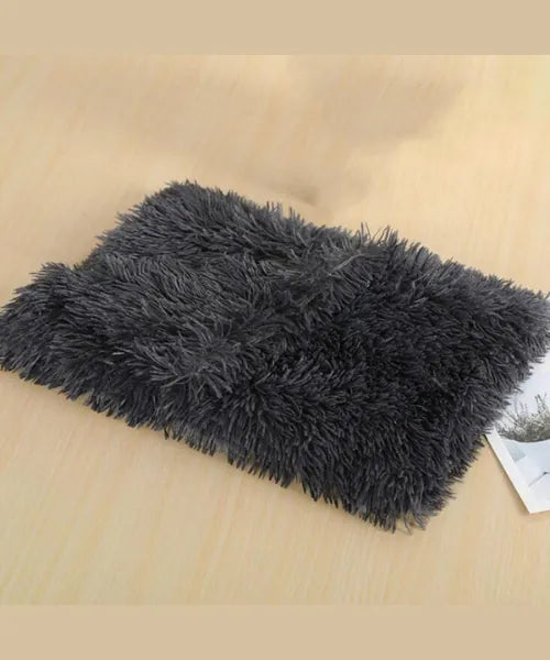 Super Soft Fluffy Premium Fleece Quilt Luxury Faux Fur Plush Pet Bed Pet Calming Blanket